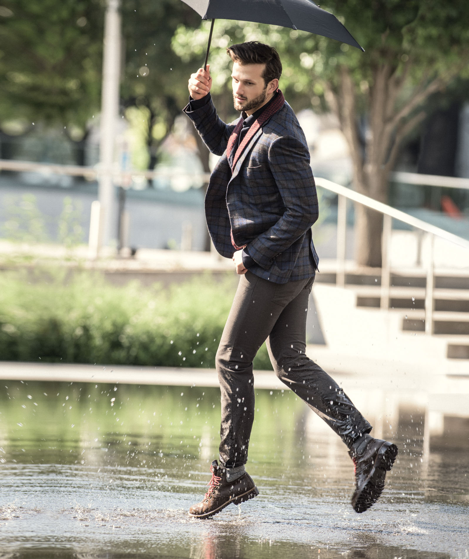 MensSK_Fall2015_02a_Belvest_Ad_129